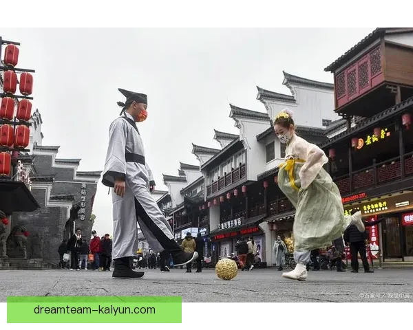 球迷蹴鞠经验与足球文化的传承及展示价值分析